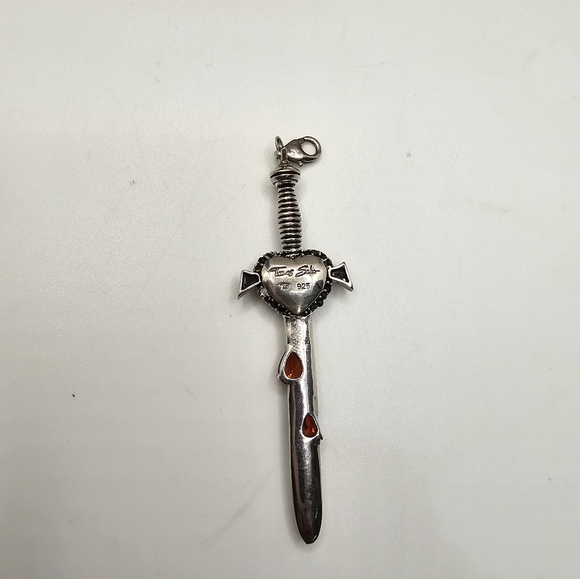 Silver Dagger Pendant - Picture 3 of 7